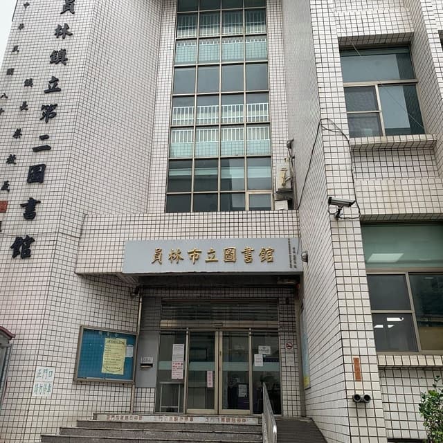 僑信國小美術班畢業展